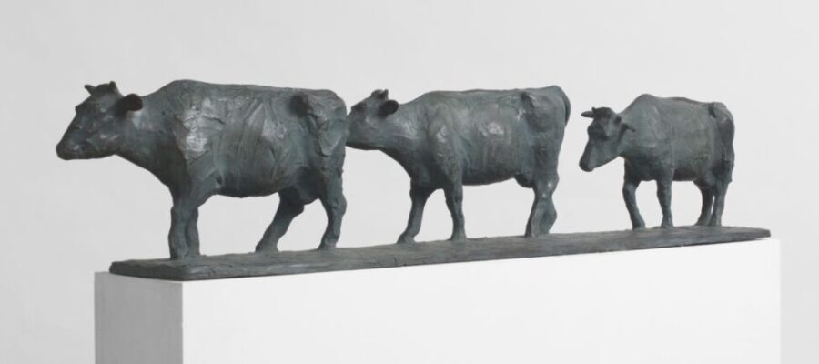 Marina van der Kooi -Grote GROTE MELKRIJ -brons-135 cm lan
