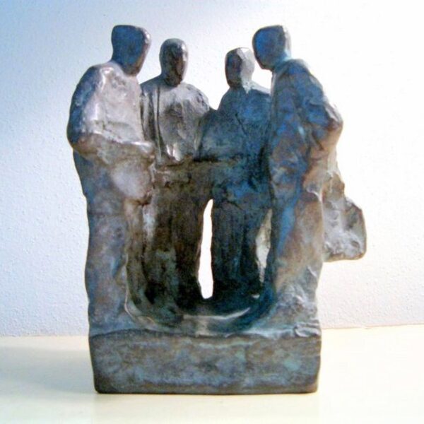Marina van der Kooi- WANDELGANG- brons - 17 cm h