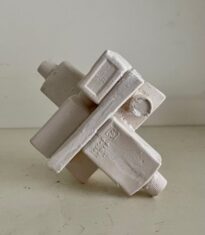 Marina van der Kooi-flesjes in beton-9 cm h