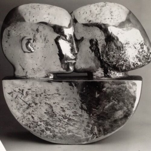 marinavdkooi-IN DE MANESCHIJN -brons - 57 cm h - 1984